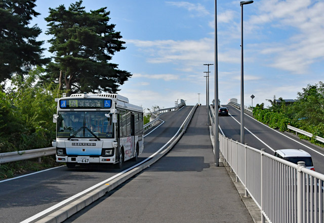 自動運転バスの実証実験