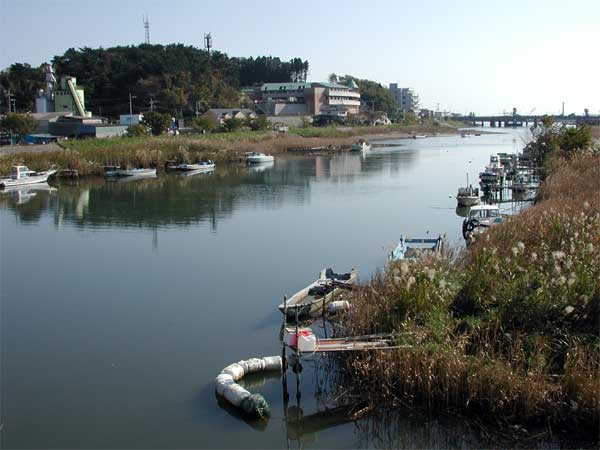 茂宮川河口付近